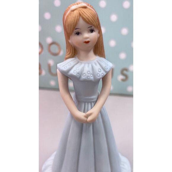 Enesco Growing Up Girls “Brunette Age 10” Porcelain Figurine Birthday Girl - Picture 1 of 8